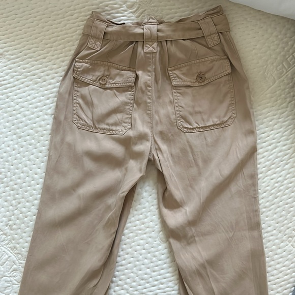 Banana Republic light weight pants with button bottom - Picture 6 of 7
